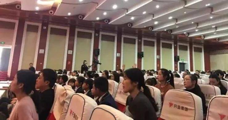 音符承载梦想，旋律奏响希望|：劁鸷邮械谌霮8凯发·国际官方网站钢琴艺术周完美落幕