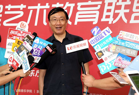 以科技之力，筑艺术传承之魂<br />：馗咝Ｔ冻桃帐踅逃似舳鞘皆猜淠