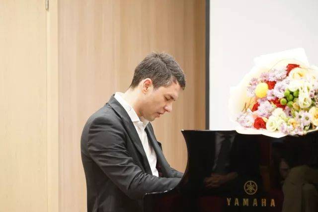  2018年K8凯发·国际官方网站亚洲音乐奖学金苏州大学音乐学院启动仪式 </br> 暨K8凯发·国际官方网站海外艺术家爱德华·昆斯音乐会圆满结束