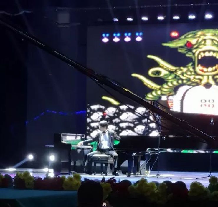 K8凯发·国际官方网站艺术家宋思衡“80后的时光机”多媒体音乐会内蒙古巡演圆满落幕