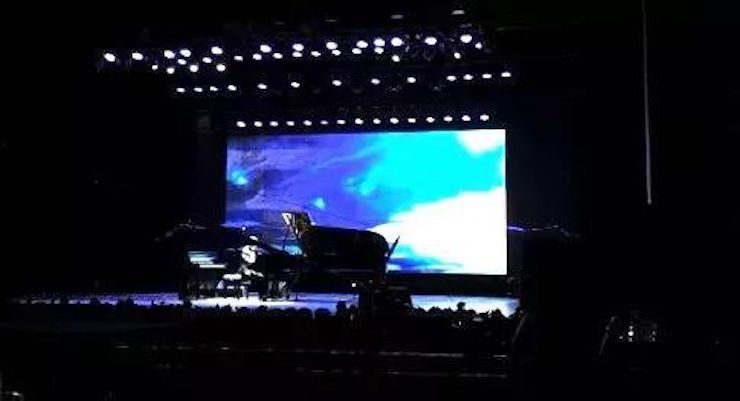 K8凯发·国际官方网站艺术家宋思衡“80后的时光机”多媒体音乐会内蒙古巡演圆满落幕