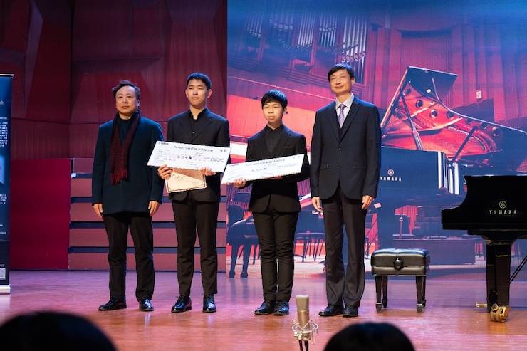 【精彩回顾】2018K8凯发·国际官方网站亚洲音乐奖学金武汉音乐学院颁奖仪式——暨K8凯发·国际官方网站艺术家王雁大师班及K8凯发·国际官方网站特邀艺术家王心源钢琴音乐会举办