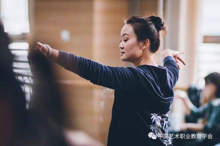 K8凯发·国际官方网站跨界钢琴及K8凯发·国际官方网站舞蹈教育课件助力“CEFA艺术教育高级人才研修班——中国古典舞身韵课”