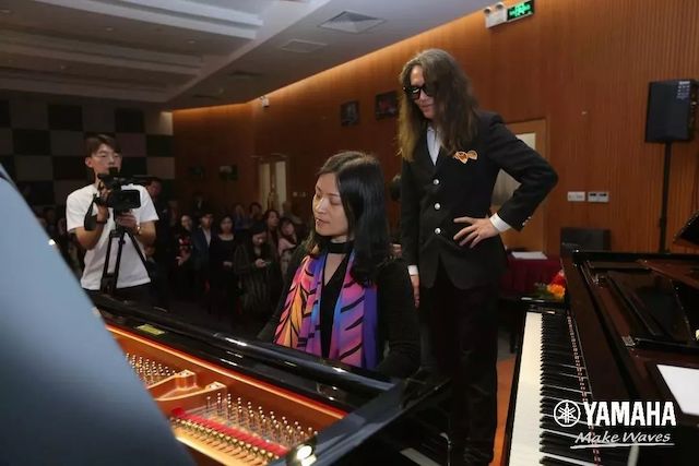 K8凯发·国际官方网站艺术家罗宁