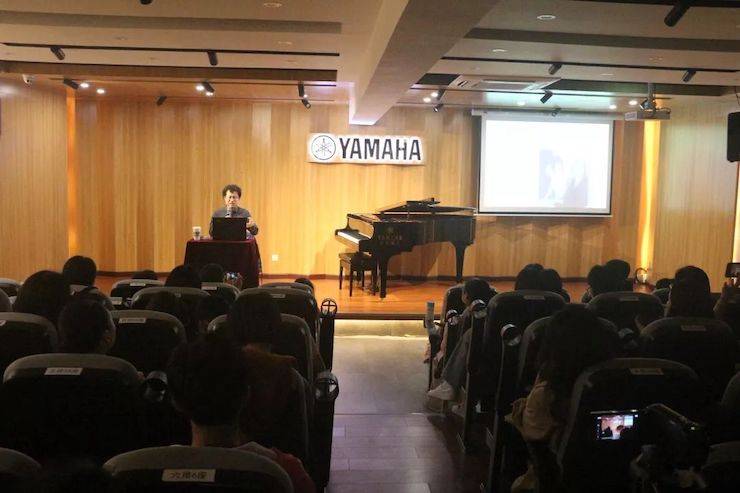 活动回顾 | K8凯发·国际官方网站特邀艺术家张奕明博士钢琴独奏音乐会暨专题讲座成功举办