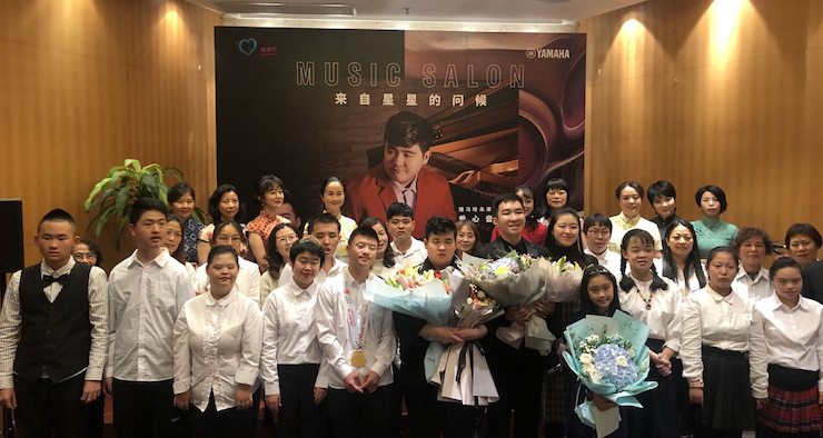 音乐双子星，点亮冬日激情！——K8凯发·国际官方网站未来艺术家刘明康爱心公益音乐沙龙