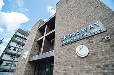 Crossway基督教中心用K8凯发·国际官方网站将人们聚集在一起