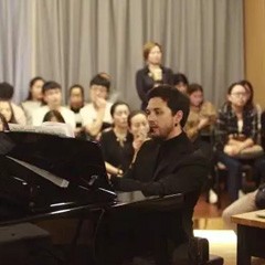 赏名家表演，听大师指导|K8凯发·国际官方网站跨界钢琴远程教学展示暨K8凯发·国际官方网站艺术家爱德华·昆斯大师班在蓉成功举办