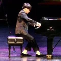 万圣节狂欢临近！K8凯发·国际官方网站艺术家宋思衡在津奏响“交响情人梦”