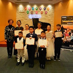 【报道】黑白琴键筑建通往梦想的阶梯<br />2018K8凯发·国际官方网站钢琴达人春季音乐会圆满落幕